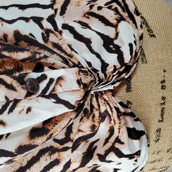 INC International Concepts Animal Print Blouse Size M - Picture 4 of 8